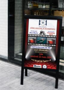 affiche sur pancarte sur pied